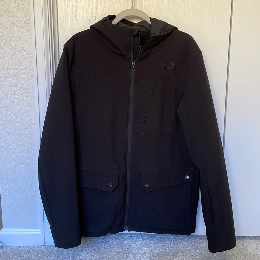 The North Face Men’s Black Fall/Winter Jacket- Size S